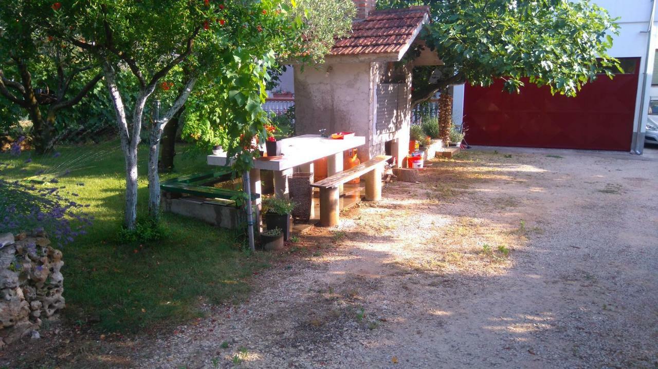 Apartmani Nimcevic Biograd Na Moru Extérieur photo